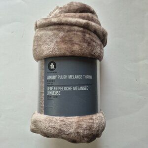 Luxury Plus Melange Throw